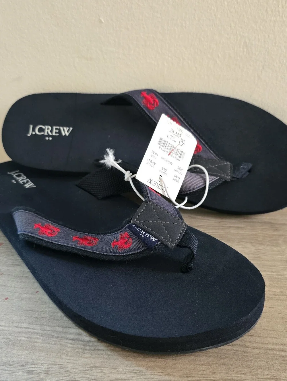J. Crew Men's Lobster Embroidered Flip Flop Sandals Navy Blue Sz 10M NWT